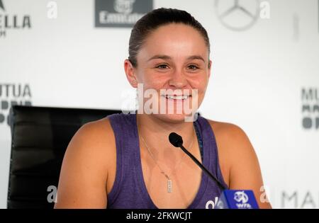 Ashleigh Barty aus Australien spricht mit den Medien, nachdem sie am 2021 3. Mai 2021 bei den Mutua Madrid Open, Masters 1000 Tennisturnier, gewonnen hatte, im La Caja Magica in Madrid, Spanien - Foto Rob Prange / Spanien DPPI / DPPI / LiveMedia Stockfoto