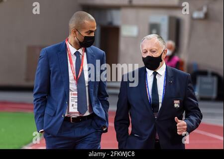 Jean Michel Aulas (Präsident Lyon), Tony Parker beim Monaco gegen Lyon - Ligue 1 Uber isst Spiel im Louis II Stadium, in Monaco am 2. Mai 2021. (Foto von Lionel Urman/Sipa USA) Stockfoto