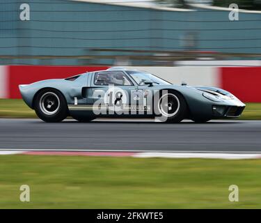 Bernado Hartogs, will Nuthall, Ford GT40, Amon Cup für GT40s, Donington Historic Festival, Donington Park, England, Mai 2021. Stockfoto