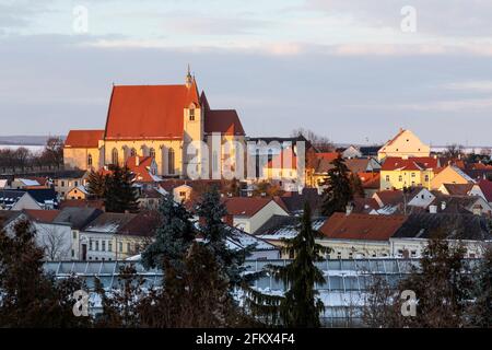 Blick Auf Die Stadtpfarrkirche Eggenburg Niederösterreich, Österreich Stockfoto