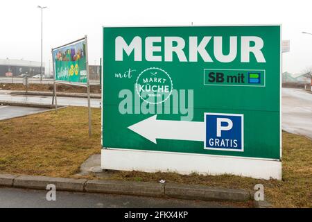 Merkur Markt Mit Marktküche, Niederlassung, Österreich Stockfoto