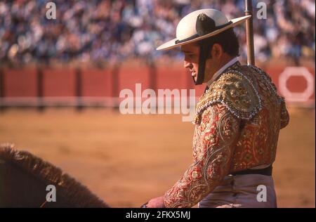 El Picador zu Pferd am Stierkampf, Plaza de Toros de La Malagueta, Malaga, Costa del Sol, Provinz Malaga, Andalusien, Spanien Stockfoto