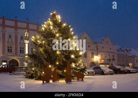 Weihnachtsbaum In Eggenburg Niederösterreich, Österreich Stockfoto