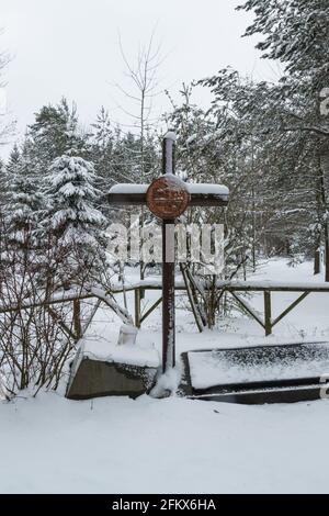 Banneux - Belgien - 07. April 2021: Nach den Marienerscheinungen im Jahr 1933 hat sich der Ort zu einem der wichtigsten Wallfahrtsorte in Belgien entwickelt Stockfoto