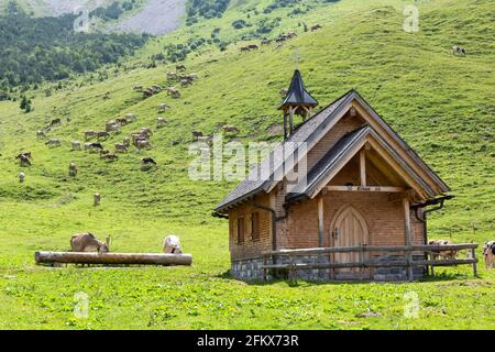 Bergkapelle Auf Der Alpe Steris Im Großen Walsertal In Vorarlberg, Österreich Stockfoto