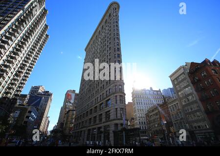 NEW YORK, OKTOBER 12: Die Aussicht auf das Flatiron Building in New York am 12 2012. oktober. Eines der berühmten Wahrzeichen von New york und eine Sonderstudie in ar Stockfoto