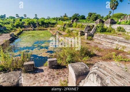 Königlicher Pool für Prinzessinnen der antiken Stadt Inwa Ava in der Nähe von Mandalay, Myanmar Stockfoto