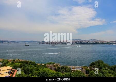 Istanbul, Türkei - 13. Mai 2013: Meerblick vom Topkapi-Palast Stockfoto
