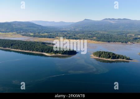 Willy Island, Halalt Island Indian Reserve, Chemainus River Estuary, Chemainus Valley, British Columbia, Kanada. Stockfoto