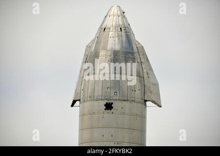 Raumschiff auf SpaceX auf dem Startplatz Stockfoto