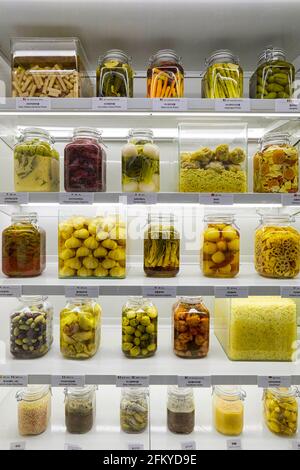 Koreanische Gurken im Kimchikan Kimchi Museum in Seoul, Südkorea Stockfoto