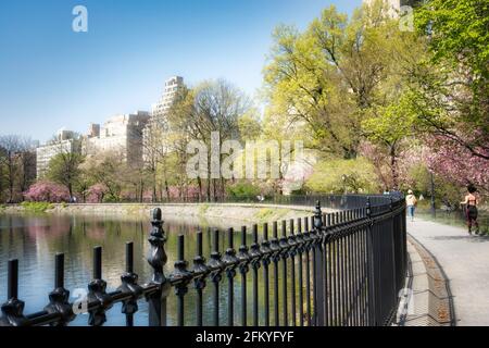 Das Reservoir, Jogging-Pfad, Central Park, New York, USA Stockfoto