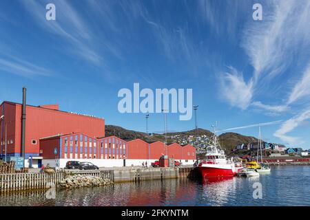 Der Hafen im kleinen grönländischen Dorf Qaqortoq, ehemals Julianehåb, im Süden Grönlands. Stockfoto