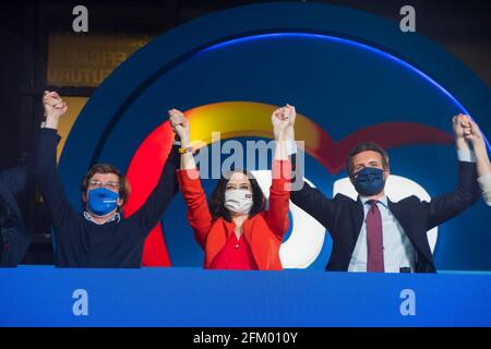 Madrid, Spanien. Mai 2021. Isabel Diaz Ayuso, eine absolute Fremde ohne große Reise vor zwei Jahren, wird als ein echtes politisches Phänomen konsolidiert. Die Madrider Präsidentin und Kandidatin der PP ist die große Siegerin der Wahlen in Madrid, wo sie bis zu mehr Sitze als die drei linken Parteien zusammen gekehrt hat, was ihr eine bequeme und ohne Vox für jedes Gesetz regieren wird. (Foto von Alberto Sibaja/Pacific Press) Quelle: Pacific Press Media Production Corp./Alamy Live News Stockfoto