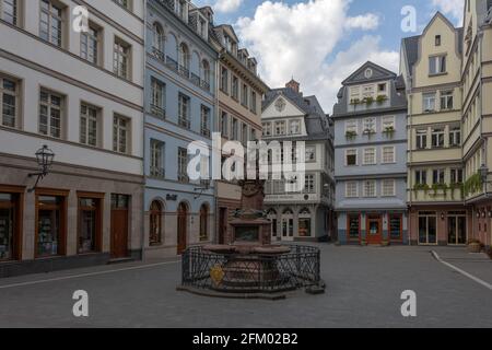 Häuser in der rekonstruierten Altstadt von Frankfurt, Deutschland Stockfoto