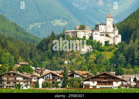 Burg Taufers, Sand in Taufers, Taufers, Tauferer Tal Valley, Valli di Tures, Alto Adige, Italien, Europa Stockfoto