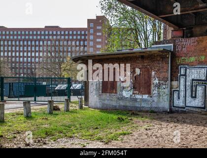 S Siemensstadt. Verlassene S-Bahn-Station auf der Siemensbahn-Linie, gebaut 1927-1929 von Siemens & Halske - Siemensstadt, Spandau, Berlin Stockfoto