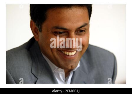 Nikesh Arora..... Googles Top-Mann in Europa, in ihren Büros im Zentrum von London.pic David Sandison 31/5/2005 Stockfoto