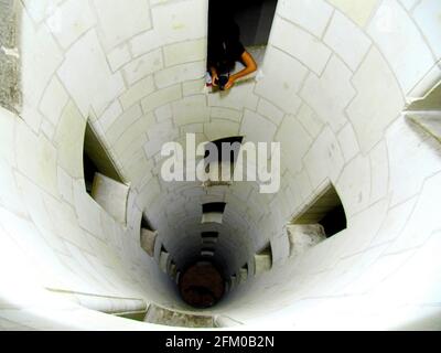 Europa, Frankreich, Loire-Tal, Loire, Schloss Chambord, Chateau de Chambord, Schloss, Schlösser, Treppen, Treppe, Wendeltreppe, Spirale, Innen, UNES Stockfoto