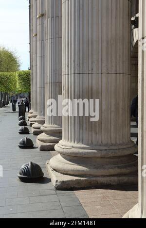 Blick auf das GPO-Gebäude in der O'Connell Street in Dublin, Irland Stockfoto