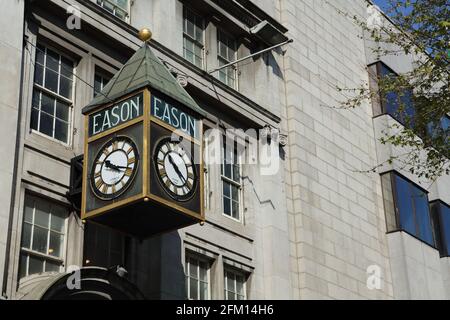 Eason-Uhr in der O'connell Street in Dublin, Irland Stockfoto