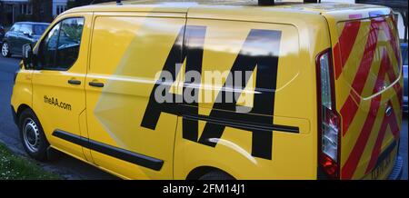 BIRKENHEAD, VEREINIGTES KÖNIGREICH - 30. Apr 2021: ausfall des aa-Rückgewinnungswagens im Dorf Port Sunlight Stockfoto