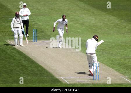 Sussex's Jofra Archer bowls am zweiten Tag des Spiels auf dem 1. Central County Ground, Hove. Bilddatum: Mittwoch, 5. Mai 2021. Siehe PA Geschichte CRICKET Sussex. Bildnachweis sollte lauten: Kieran Cleeves/PA Wire. Nur für redaktionelle Zwecke. Keine kommerzielle Nutzung ohne vorherige schriftliche Zustimmung der EZB. Nur für Standbilder. Keine bewegten Bilder zum Emulieren der Übertragung. Keine Entfernung oder Verdunkelung von Sponsorlogos. Stockfoto