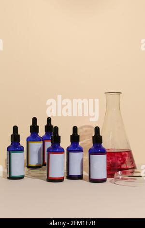 Beispiele für Haarfärbemittel zur Auswahl von Haarfärbefarben Stockfoto