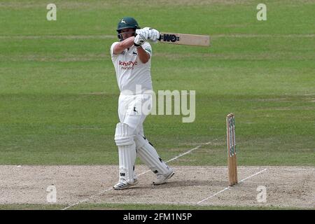 Steven Mullaney erreicht 6 Läufe für Nottinghamshire während Nottinghamshire CCC gegen Essex CCC, Specsavers County Championship Division 1 Cricket in Trent Br Stockfoto