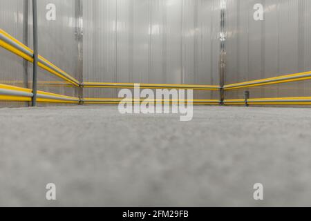 Hygiene-Paneelprotektoren sind die Produkte, die in den Paneelbereichen von Bodenkanten, Wänden und Industrieanlagen verwendet werden. Stockfoto