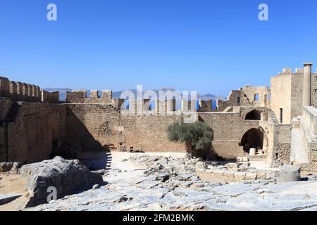 Teil der Mauer von Lindos Akropolis, Rhodos Insel, Griechenland Stockfoto