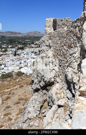 Burgmauer des Heiligen Johannes im Archangelos Dorf, Rhodos, Griechenland Stockfoto