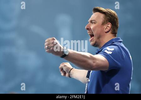 Nürnberg, Deutschland. Mai 2021. Handball: Bundesliga, HC Erlangen - THW Kiel, Matchday 28 in der Arena Nürnberger Versicherung. THW-Kieler Trainer Filip Jicha reagiert auf das Spiel. Quelle: Daniel Karmann/dpa/Alamy Live News Stockfoto