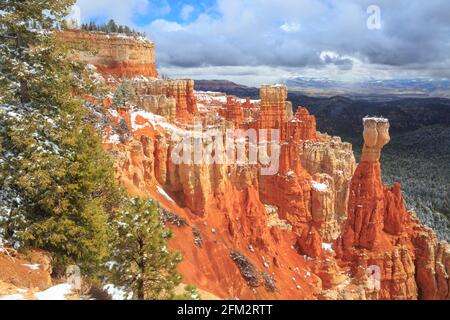 Schnee auf den Hoodoos des agua Canyon im bryce Canyon National Park, utah Stockfoto