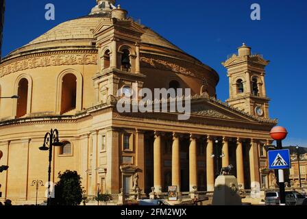 Mosta Rotunda auf der Insel Malta ist bekannt wegen der Bombe, die nicht explodierte Stockfoto