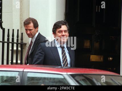 Gordon Brown MP Schatzkanzler September 2000 verlassen Downing Street Stockfoto