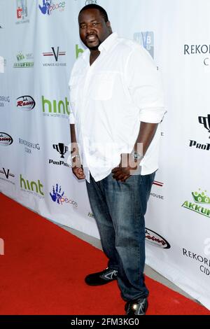 26. September 2015, Reserve Playa Vista, Kalifornien, USA: Quinton Aaron nimmt am 2. Jährlichen The Peace Fund Celebrity Poker Turnier Teil. (Bild: © Billy Bennight/ZUMA Wire) Stockfoto