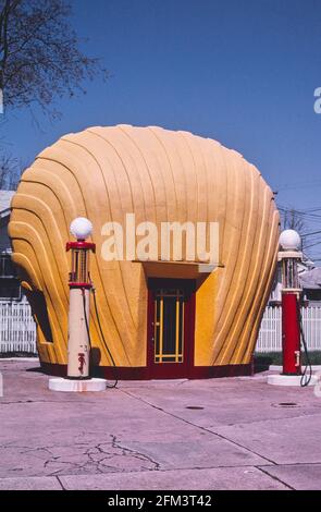 Shell-Tankstelle (Restaurierung) Winston-Salem North Carolina Ca. 2001 Stockfoto