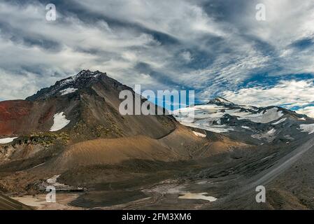 North Sister, Middle Sister, Collier Glacier, Three Sisters Wilderness, Willamette-Deschutes National Forest, Oregon Stockfoto