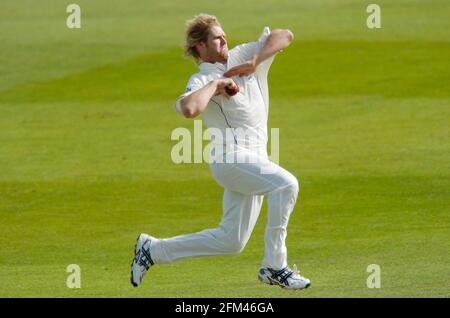 4. TEST ENGLAND V AUSTRALIEN AN DER TRENT BRIDGE 3. TAG MATHEW HOGGARD BOWLING 27/8/2005 BILD DAVID ASHDOWN Stockfoto