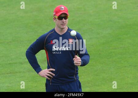 Simon Harmer von Essex während Kent Spitfires gegen Essex Eagles, Royal London One-Day Cup Cricket auf dem St. Lawrence Ground am 17. Mai 2017 Stockfoto