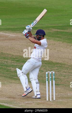 Jaik Mickleburgh trifft vier Läufe für Essex während Northamptonshire CCC gegen Essex CCC, Specsavers County Championship Division 2 Cricket im County Gr Stockfoto