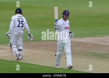 Tom Westley von Essex feiert ein halbes Jahrhundert, 50 Runs während Northamptonshire CCC gegen Essex CCC, Specsavers County Championship Division 2 Cr Stockfoto