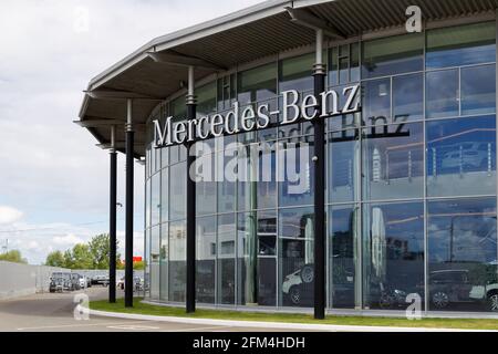 Kazan, Russland - 11. Juni 2018: Bau des Mercedes-Benz Kfz-Verkaufs- und Servicezentrums Stockfoto
