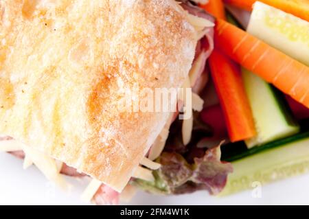 Sandwich-Mahlzeit mit Roastbeef Stockfoto