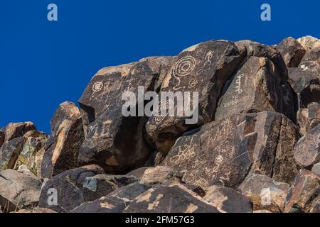 Petroglyphen am Signal Hill, von Hohokam-Leuten von 450 bis 1450 u.Z., Saguaro National Park, Tucson Mountain District, Arizona, USA Stockfoto