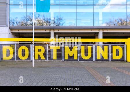 Signal Iduna Park, Borussia Dortmund Fußballverein BVB09 Stadionarena vorne außen, Dortmund, Deutschland Stockfoto