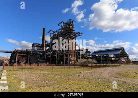 Das stilllegte Hochofenwerk Phoenix West und Stahlwerk, ehemals Teil von ThyssenKrupp Steel in Dortmund, Deutschland Stockfoto