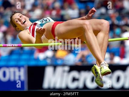 COMMONWEALTH GAMES IN MANCHESTER 26/7/2002 WOMANS HEPTATHLON KELLY SOTHERTON WÄHREND DES HOCHSPRUNGBILDES DAVID ASHDOWN. COMMONWEALTH-SPIELE MANCHESTER Stockfoto