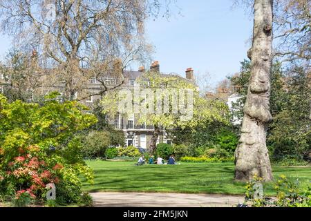 Bedford Square Garden, Bedford Square, Bloomsbury, London Borough of Camden, Greater London, England, Vereinigtes Königreich Stockfoto